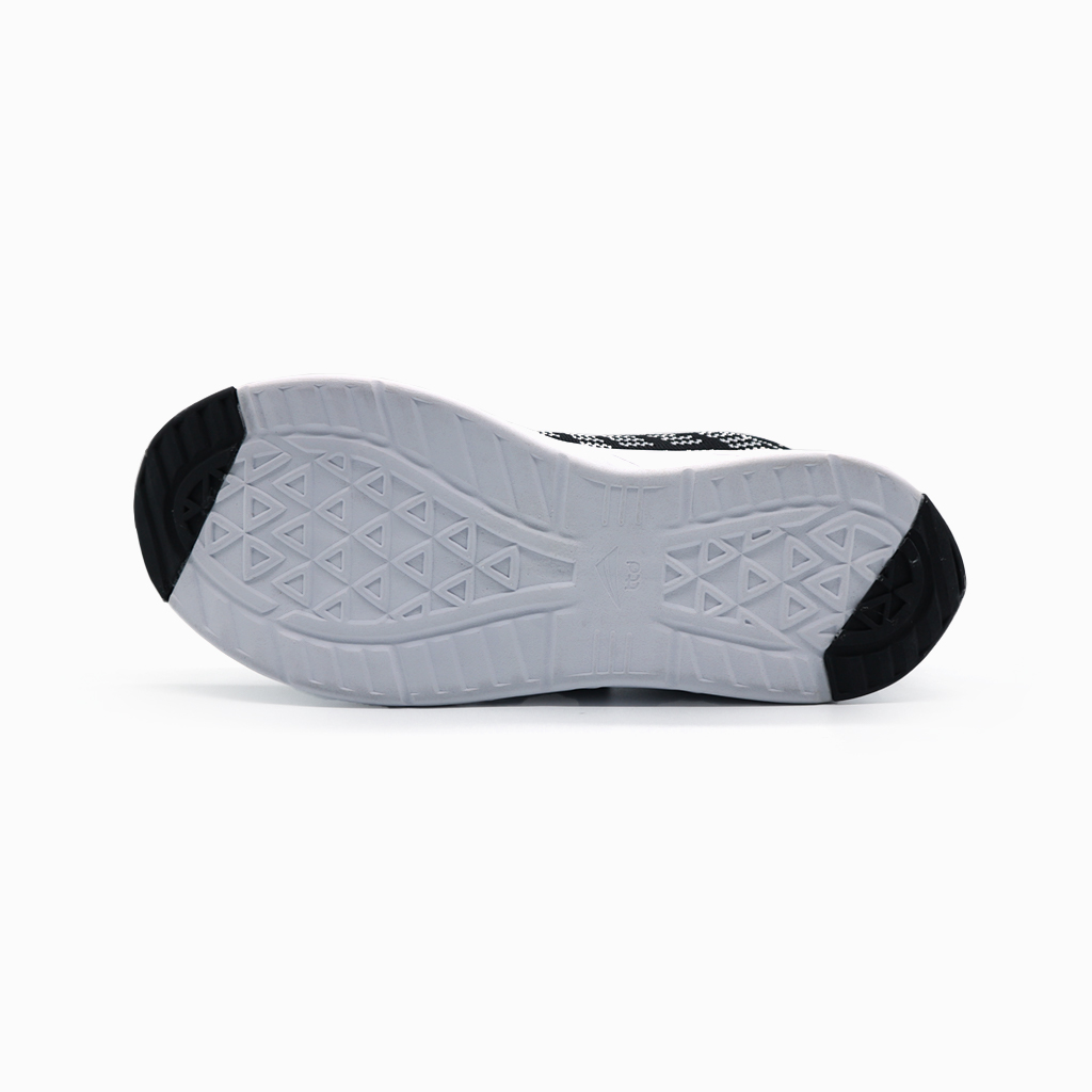 Sneaker nam TTDShoes V195-01 (Đen trắng)